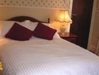 Valentine Bed & Breakfast