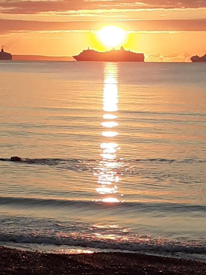 Valentine Weymouth