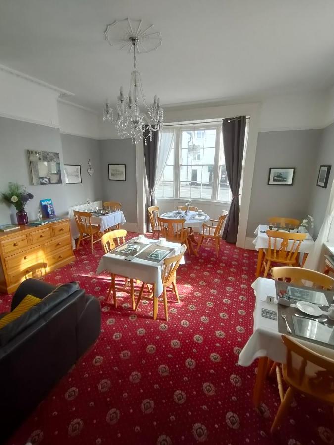 Valentine Bed & Breakfast